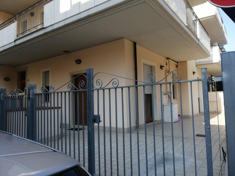 Appartamento Piano Terra San Benedetto del Tronto Kültér fotó